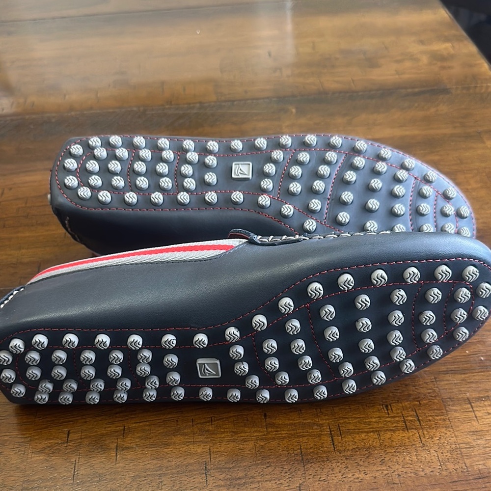 Sperry Black and Red Loafers Slip-Ons with Sporty Accents - Picture 11 of 11